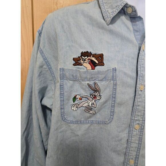 VTG Looney Tunes Embroidered Denim Shirt Featuring Bugs Bunny & Taz Characters - Picture 2 of 11